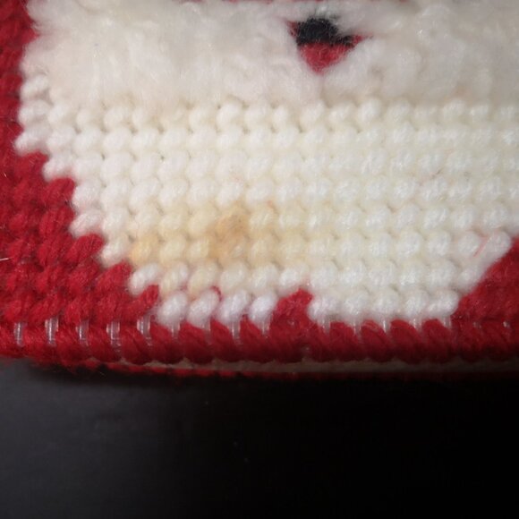 Vintage Handmade Set of 4 Needlepoint Santa Face Christmas Coasters with Holder - Picture 3 of 3